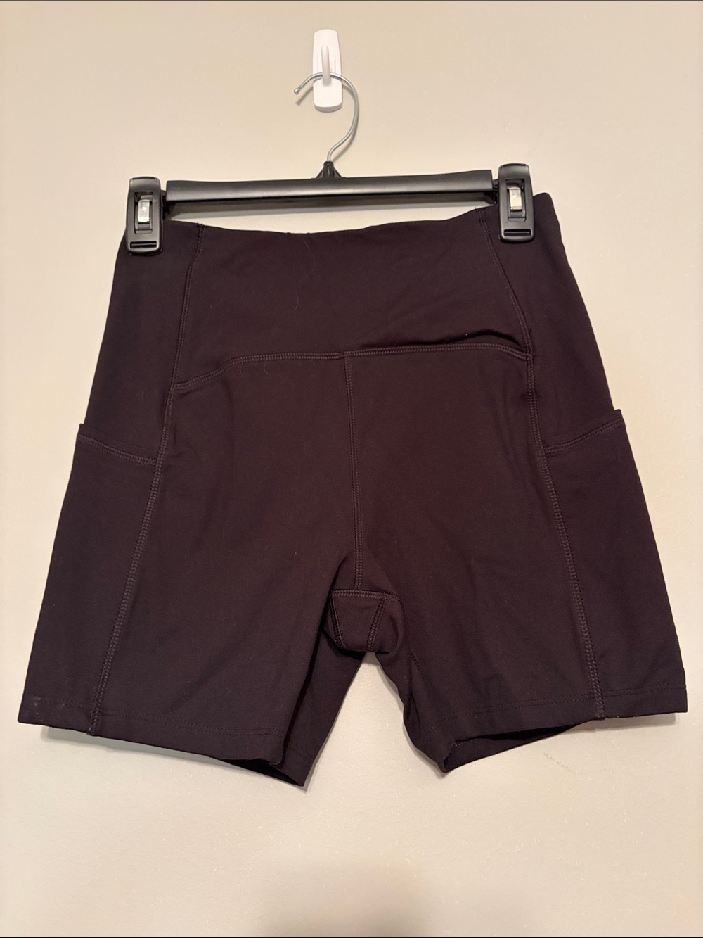 Lively Black Bike Shorts with Side Pockets